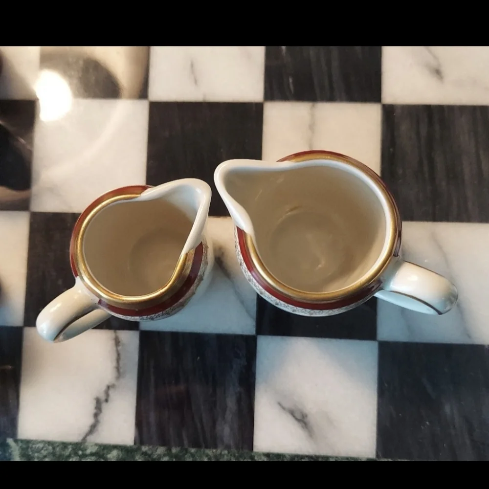 1920s Suisse Langenthal Petite Porcelain Creamer Service Set Of 2 UNUSED